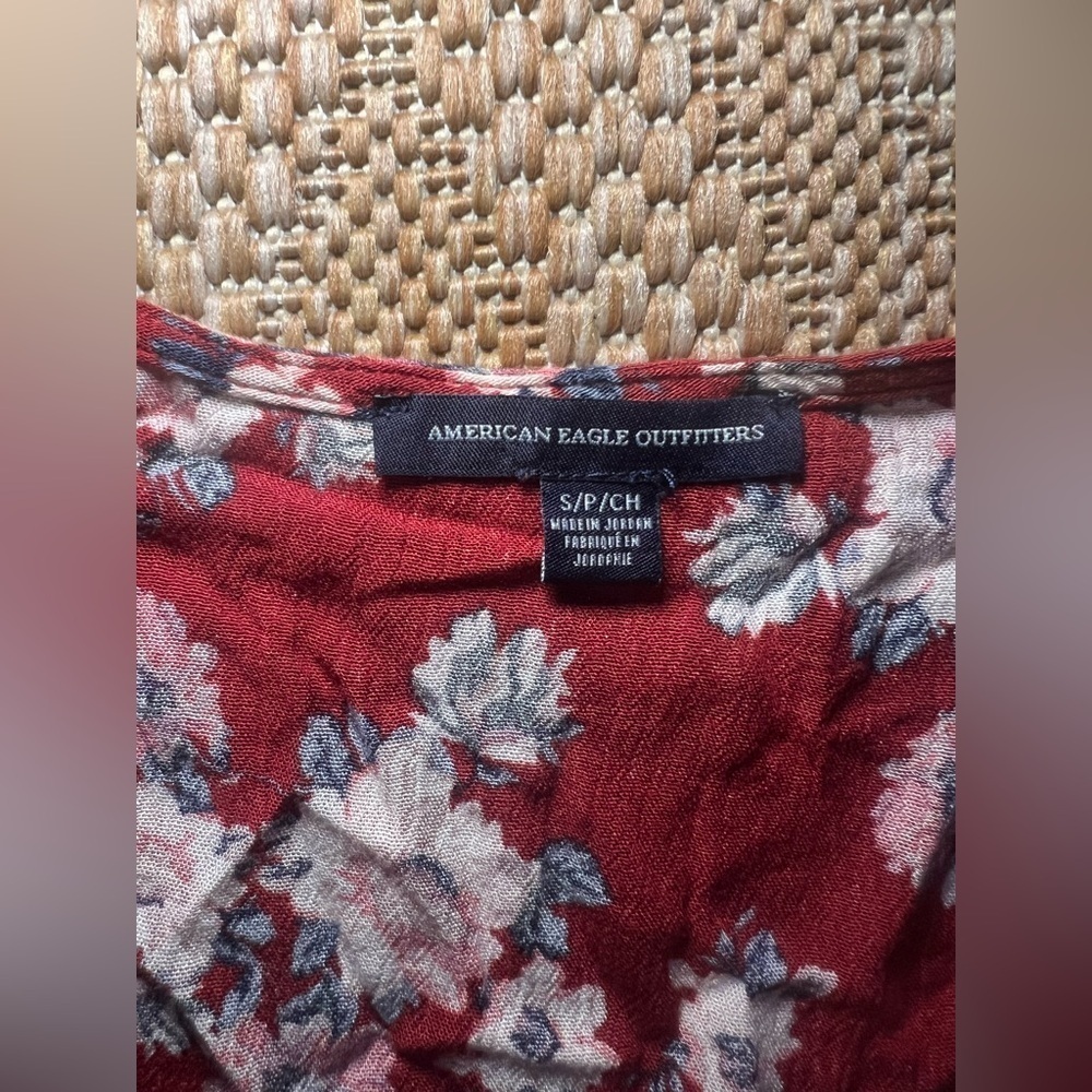 American Eagle Women's Red Floral Long Sleeve Front Tie & Cut Out Blouse,Size S - Picture 5 of 11